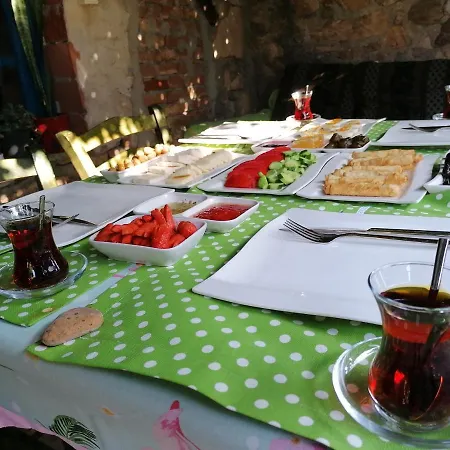 Kozmos Gaea Tatil Evi Bozcaada